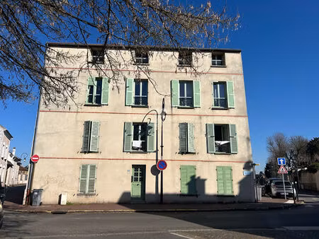 appartement le mesnil le roi 2 pièce(s) 48.56 m2 - église