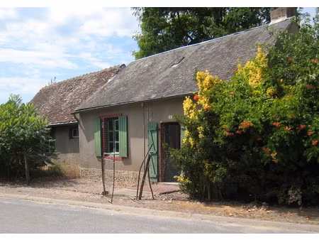 petit prix ancienne maison avec jardin enterrement a rénov