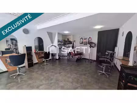 salon de coiffure de 90 m² entre saint jean d'angely et cognac