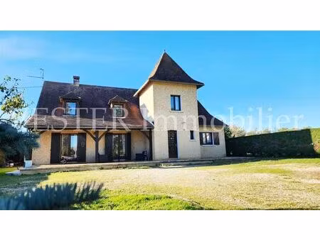 superbe maison périgourdine de 250m2 à saint front de pradoux