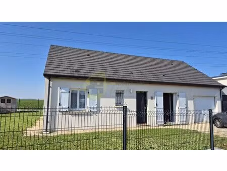 maison récente à louer – 2 chambres – trouy bourg