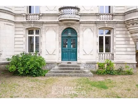 l'incroyable hôtel perrot : élégance du xixe et jardin secret place lafayette