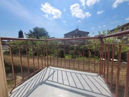 nimes appartement t3 67m2 à louer