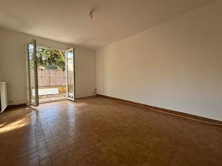 villeneuve-les-avignon - maison t5 de 88.12m² avec terrasse