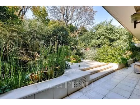 neuilly - château - rez de jardin d'exception trois chambres