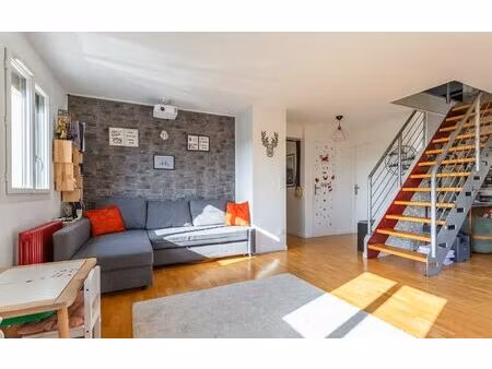 appartement crosne 71.02 m² t-3 à vendre  253 000 €