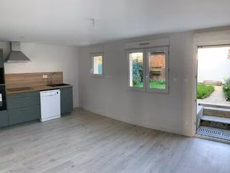 location maison à laval (53000) : à louer / 75m² laval