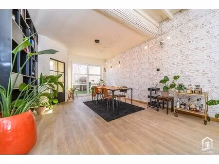 ruim en instapklaar appartement met 3 slaapkamers nabij centrum aalst