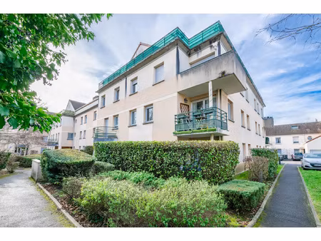 à vendre bien d'exception aux allures de maison sur le toi