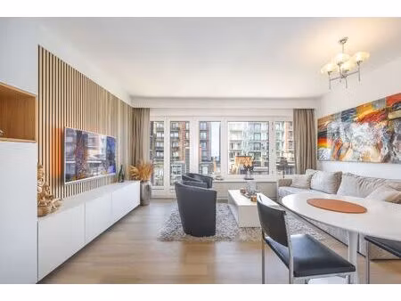 prachtig gerenoveerde studio te koop in middelkerke  op slechts enkele stappen van de zee