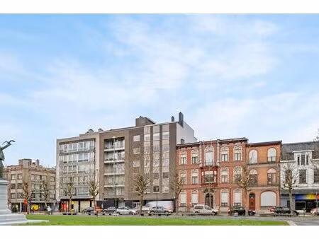 roeselare-stadskern. recent vernieuwde kantoor / praktijk / polyavalente ruimte te huur va