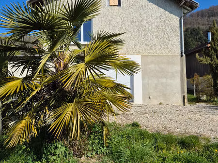 vente maison 5 pièces  135.00m²  apprieu