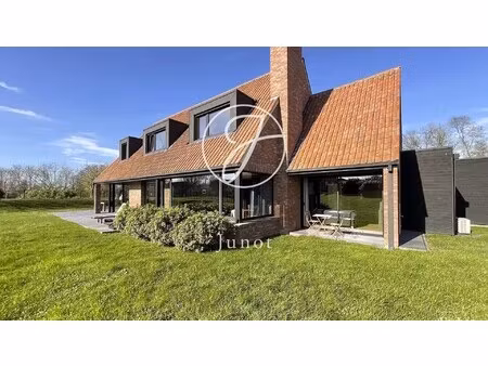 maison de luxe à vendre à camphin-en-pévèle : 1 150 000 € | 350m²