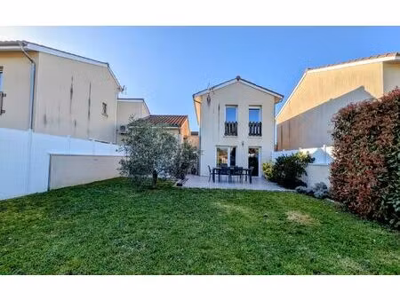 maison four 80.26 m² t-3 à vendre  270 000 €