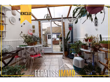 ambiance cocooning pour cette maison de ville avec extérieu