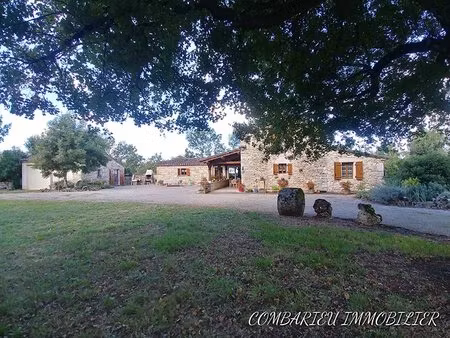 maison typique en pierre  proche de saint antonin