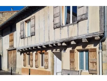 charmante maison médiévale avec jardin  garage et possibilité d’extension
