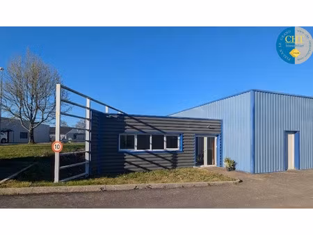 location locaux professionnels 54.2 m² à beignon (56380)  800 €