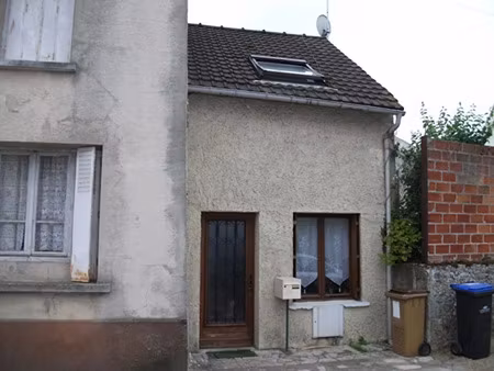 location maison 2 pièces 33 m² à boutigny (77470)  523 €