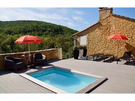 charmant ensemble de trois maisons anciennes en pierre