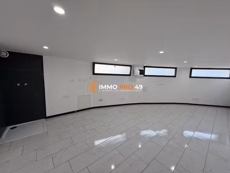 location locaux professionnels 90 m² à cholet (49300)  670 €