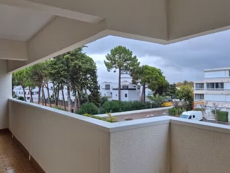 le grau-du-roi résidence sécurisée avec parking privé t1 bis à vendre (occupé)