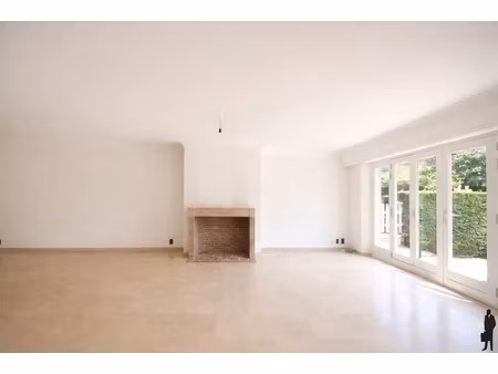 appartement te huur in brasschaat met 2 slaapkamers