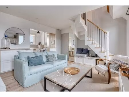 bel appartement t4/5 renove en duplex au coeur de deauville