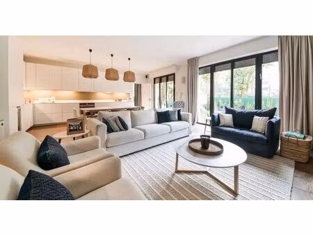 magnifique appartement 4 pièces avec terrasse et parking