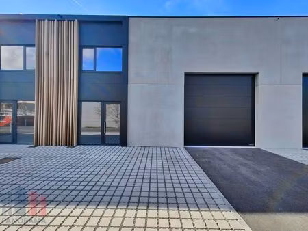 commercieel te huur in oudenburg