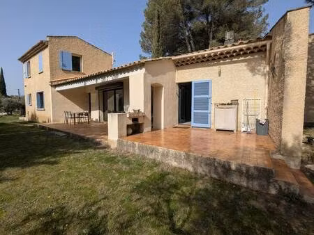 villa d'architecte avec piscine sur 2880m² de terrain