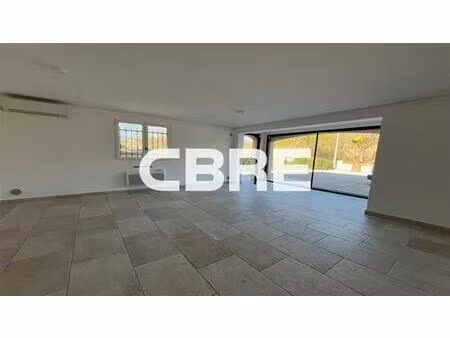 location bureau la colle sur loup 260 m²