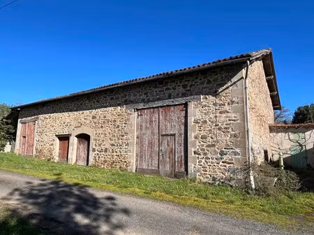 vente maison 160 m² à chabrac (16150)  25 000 €