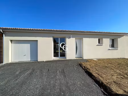 maison de plain-pied avec 3 chambres