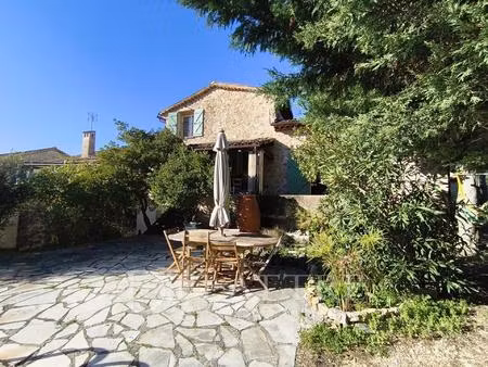 le rouret à pied de tous les commerces !