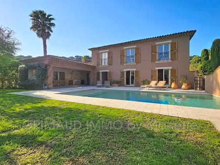 maison d'exception à grimaud