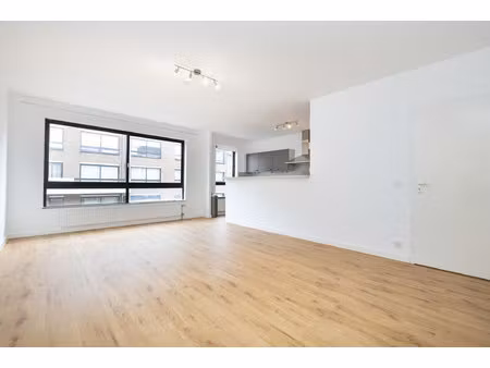 appartement te huur in elsene met 2 slaapkamers