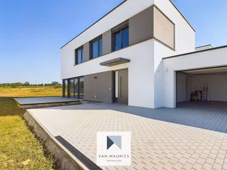 to rent for detached house 155 m² – 5 000 € |kehlen