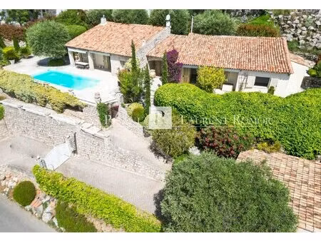 aux portes de monaco – villa de charme avec piscine et terrain d’exception