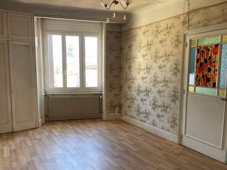 vente maison 5 pièces 87 m² à la clayette (71800)  82 000 €