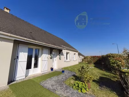 maison 7 pièces 136m². 5 chambres sur terrain de 810m²