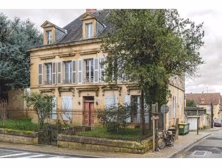 exclusivite - gourdon - belle demeure bourgeoise en pierre à rénover avec jardin proches c