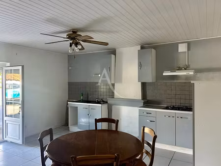vente maison 4 pièces 64 m² à l'ile-d'elle (85770)  95 900 €