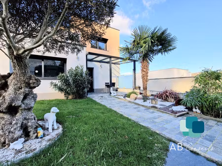 maison de qualité à saint léger du bourg denis