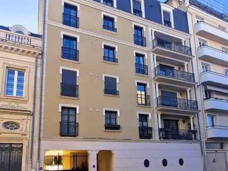 appartement avec terrasse en hyper centre de limoges