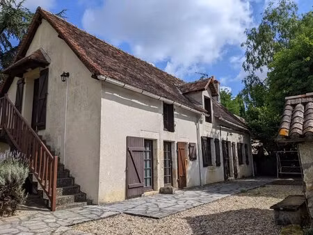 charmante maison avec piscine près de montmorillon