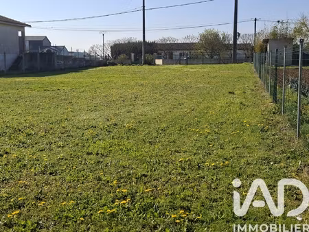 vente terrain à bâtir 1 075 m²