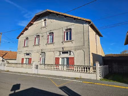 maison 7 pièces 182 m² à vendre / acheter sireuil 16440 ? | era immobilier