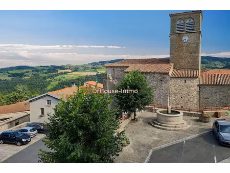 vente maison 8 pièces 211 m² à saint-georges-en-couzan (42990)  118 000 €