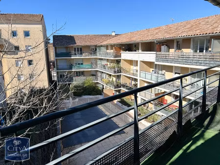 appartement à louer 2 pièces 47 m² - salon-de-provence (13) - 733€